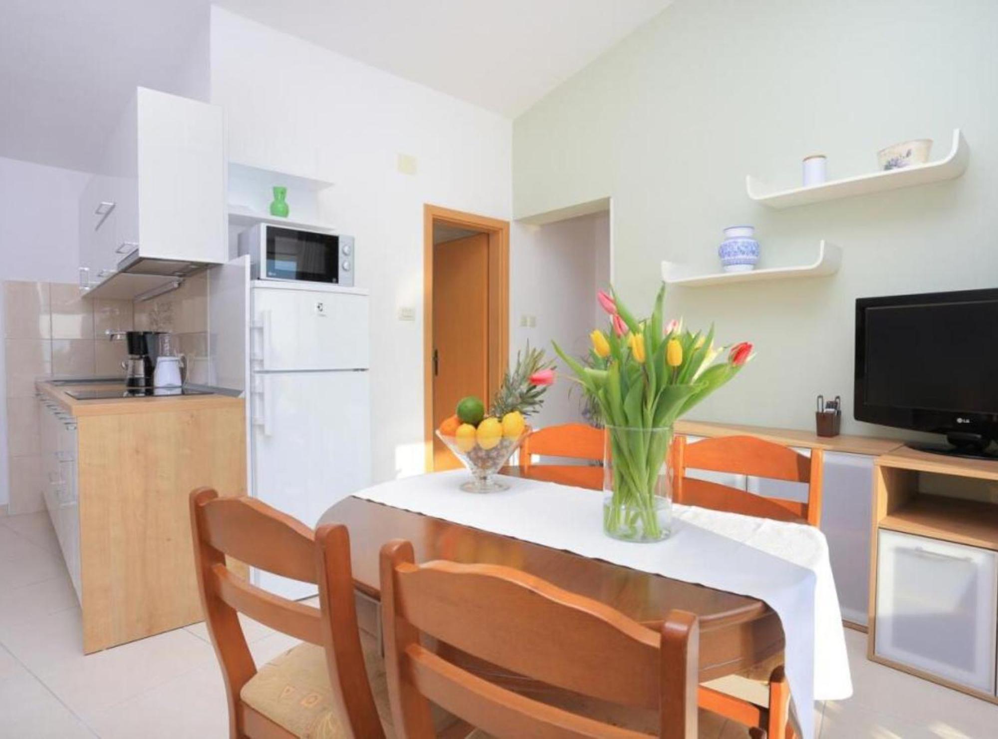Apartments Roscic Podgora Eksteriør billede